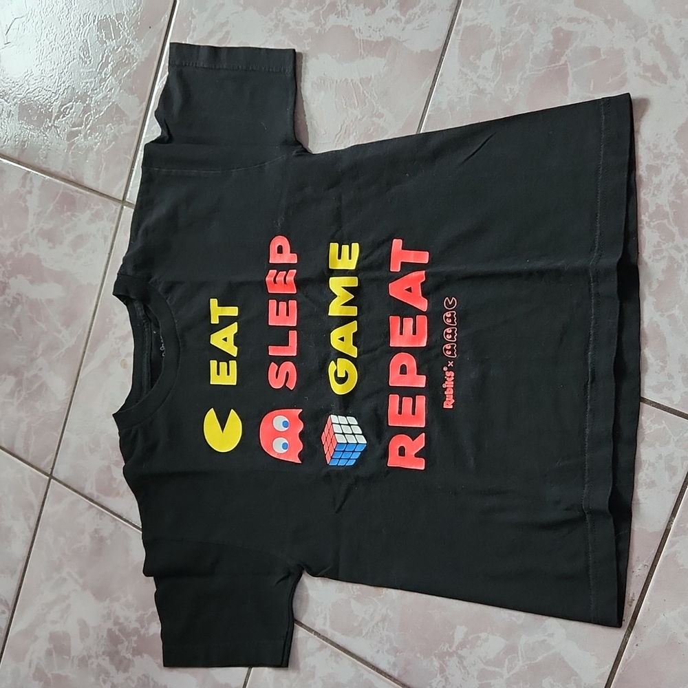 RUBIKS PAC MAN Tee Boys Black M
